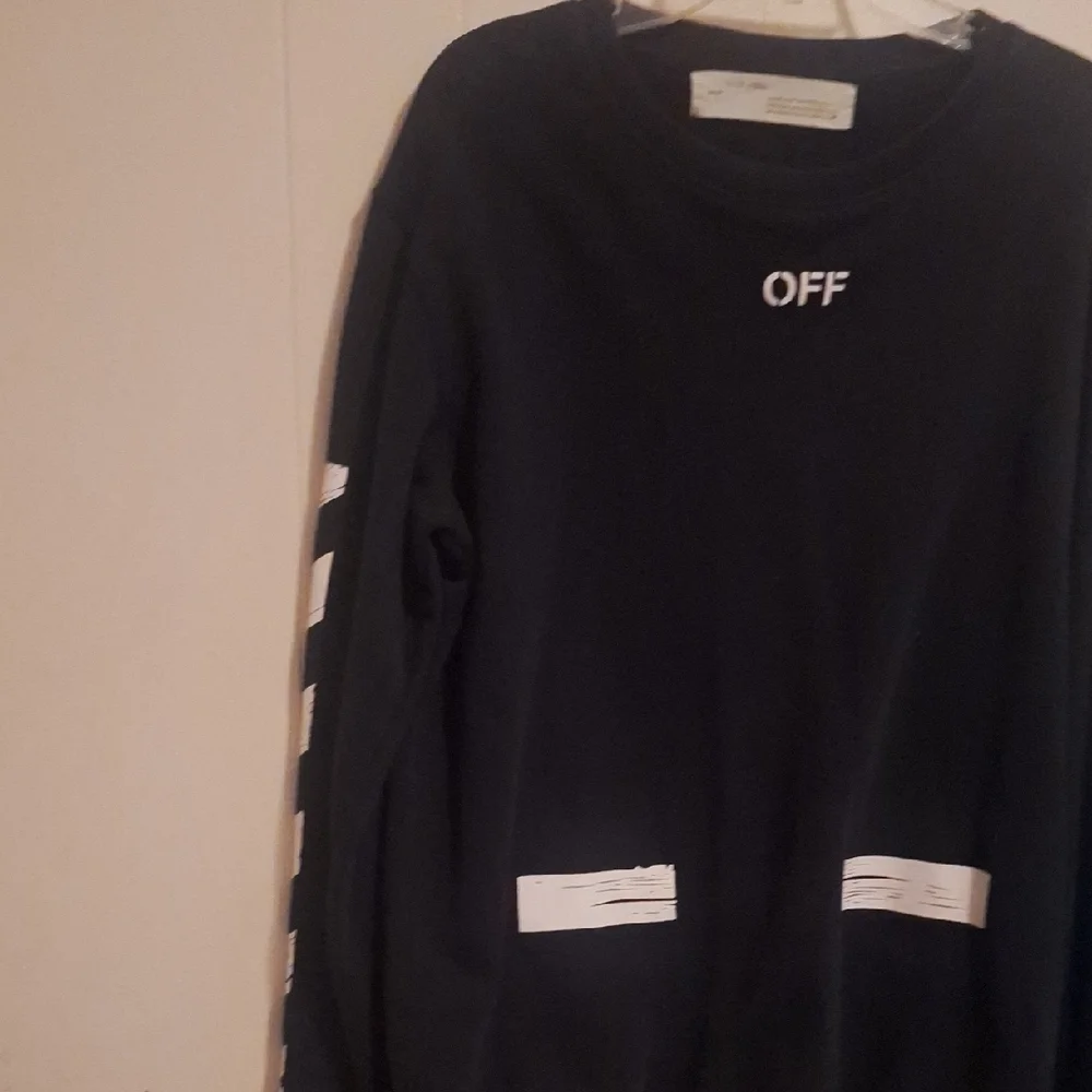 Off-White Black Crewneck Sweater - Picture 1 of 11